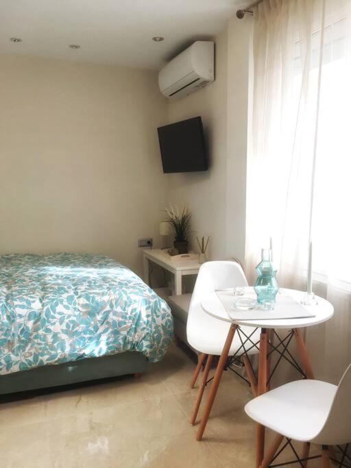 Emerald Mini Suite:Your Deluxe Studio In Kalamaria Thessaloniki Exterior photo